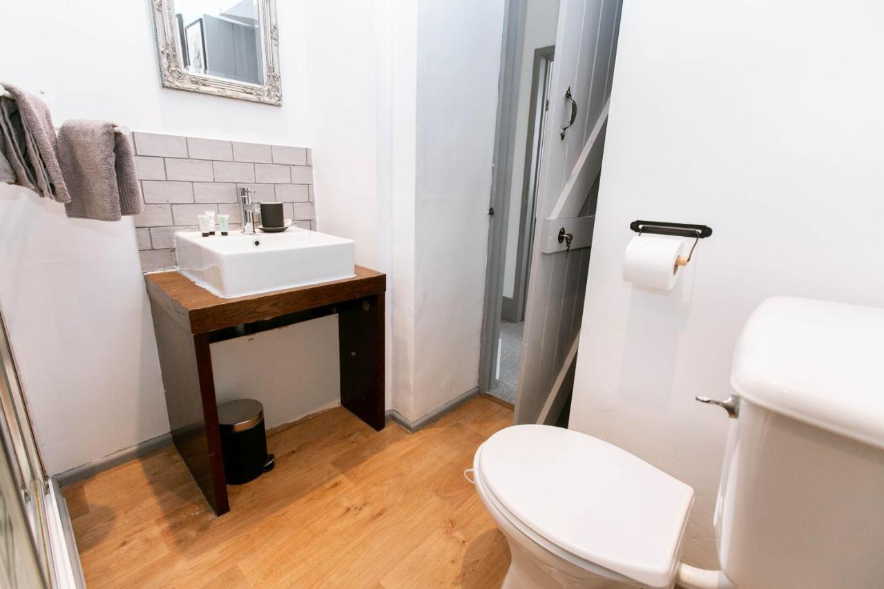 Peaceful Apartment - Dedicated Free Parking - Walk To Centre, Uni, Hosp - Business And Leisure - Contact For Long Stays Exeter Luaran gambar